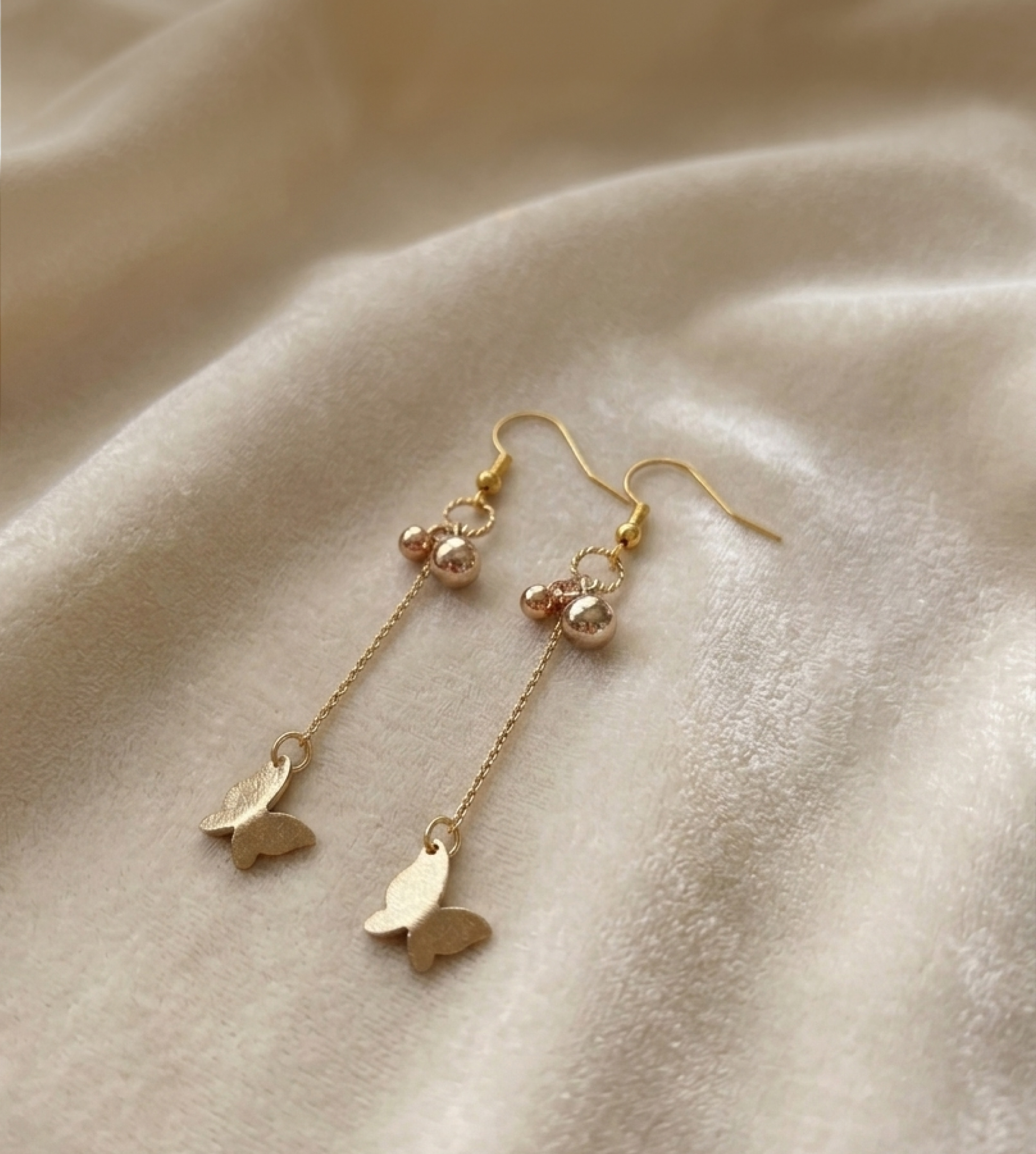 ピアス